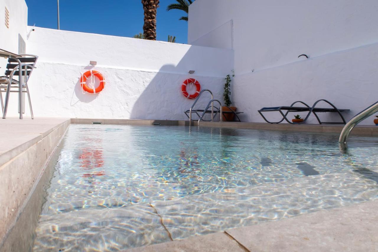 Hotel Senderos Agua Amarga  Exteriör bild